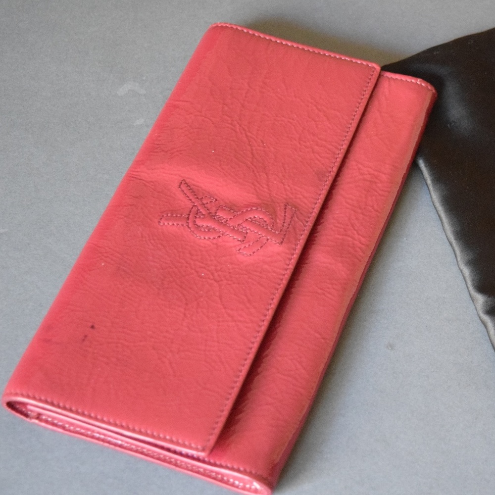 Yves Saint Laurent Classic Belle de Jour Clutch